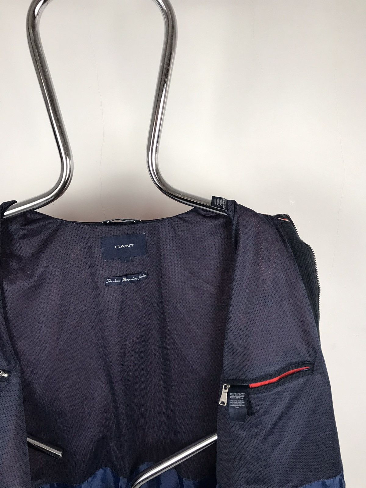 Gant Men’s L/52,Gant Classic Casual Windbreaker Jacket,Bomber Size US L / EU 52-54 / 3 - 8 Thumbnail