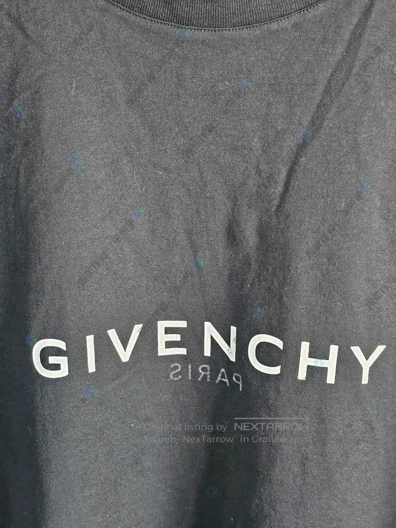 Givenchy Givenchy Short-sleeve T-shirt black reverse printed logo Size US XL / EU 56 / 4 - 3 Thumbnail
