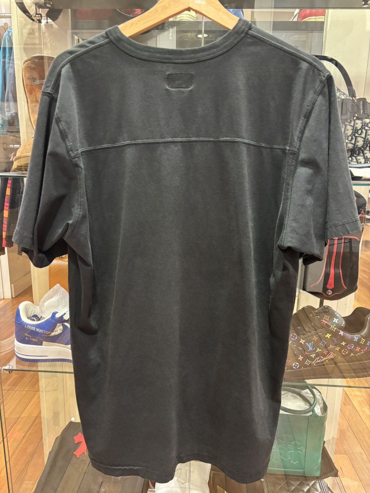 Supreme Supreme Les Miserables Tee Size US L / EU 52-54 / 3 - 2 Thumbnail