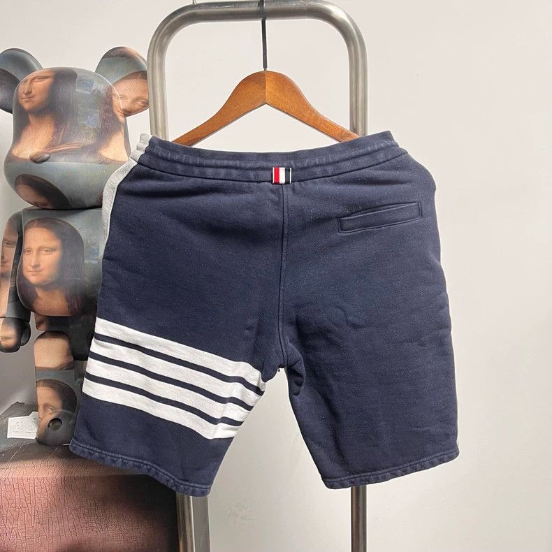 Thom Browne Thom Browne size0 Patchwork shorts Size US 27 - 2 Thumbnail