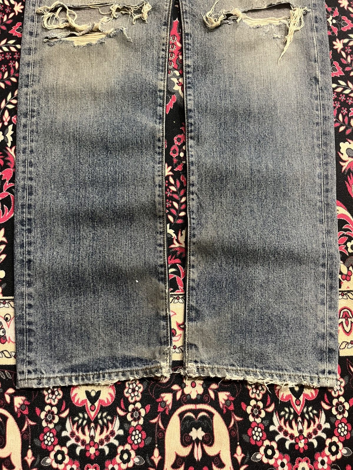 Undercover × Uniqlo Vintage Uniqlo Blue Faded Washed Distressed Straight Jeans Size US 31 - 9 Thumbnail