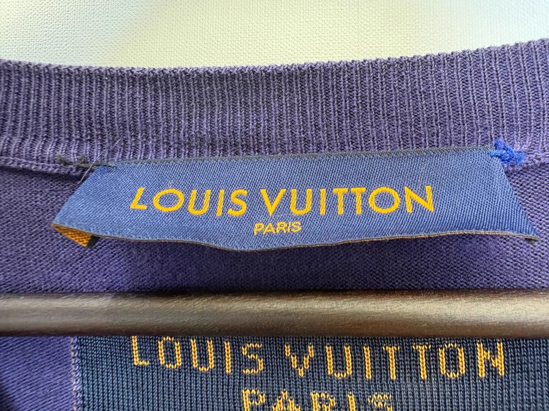 Louis Vuitton Louis Vuitton Artistic Logo Embroidered Knit T-shirt K36 Size US XL / EU 56 / 4 - 3 Thumbnail