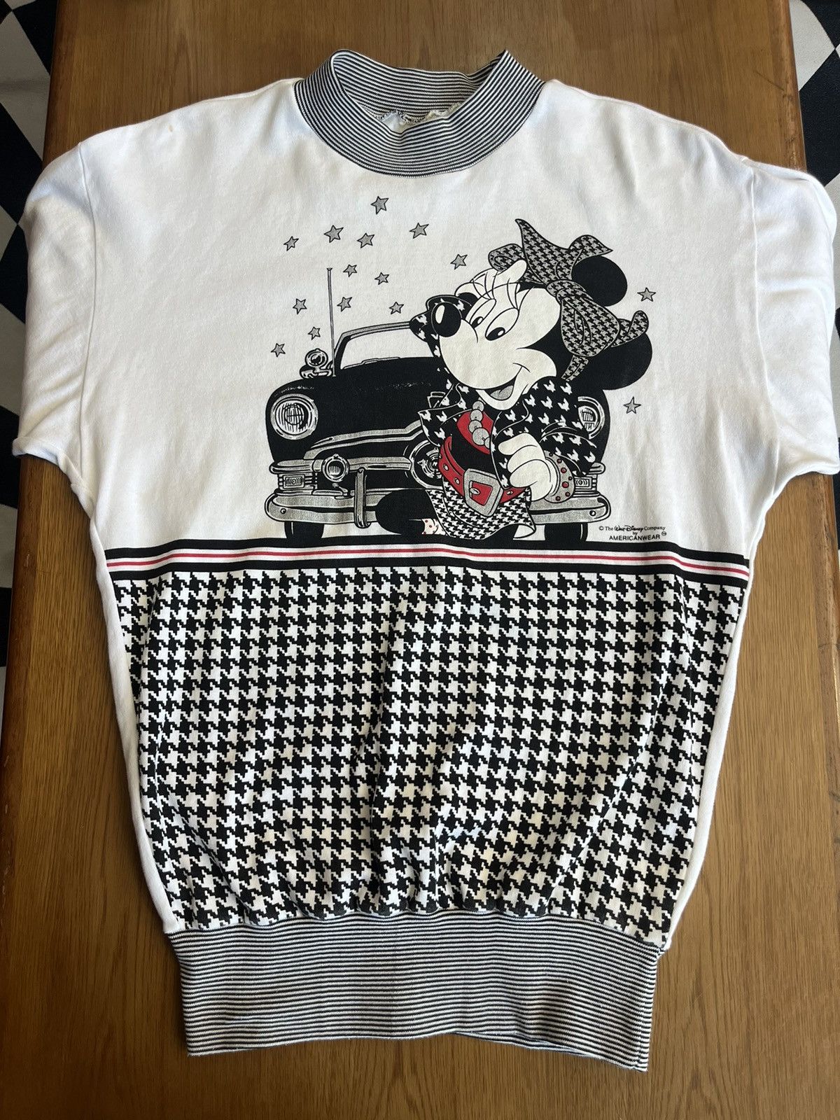 Disney Vintage Minnie Mouse Pop Stars 90’s By The Walt Disney Size US M / EU 48-50 / 2 - 4 Thumbnail
