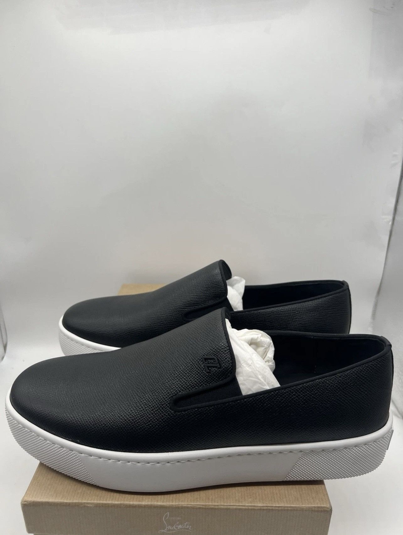 Christian Louboutin Christian Louboutin Boatissimo Flat Size Eu 41.5 RRP $900 Size US 8.5 / EU 41-42 - 2 Thumbnail