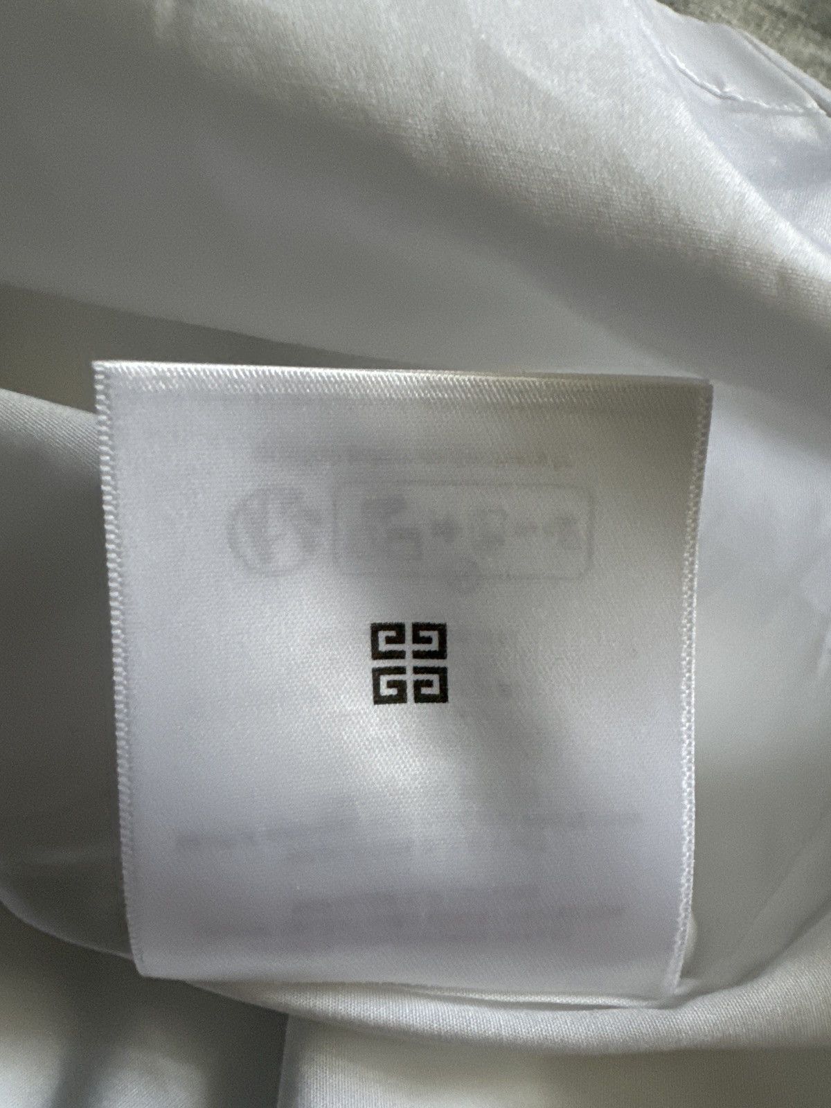 Givenchy Givenchy Shirt Size US S / EU 44-46 / 1 - 8 Thumbnail