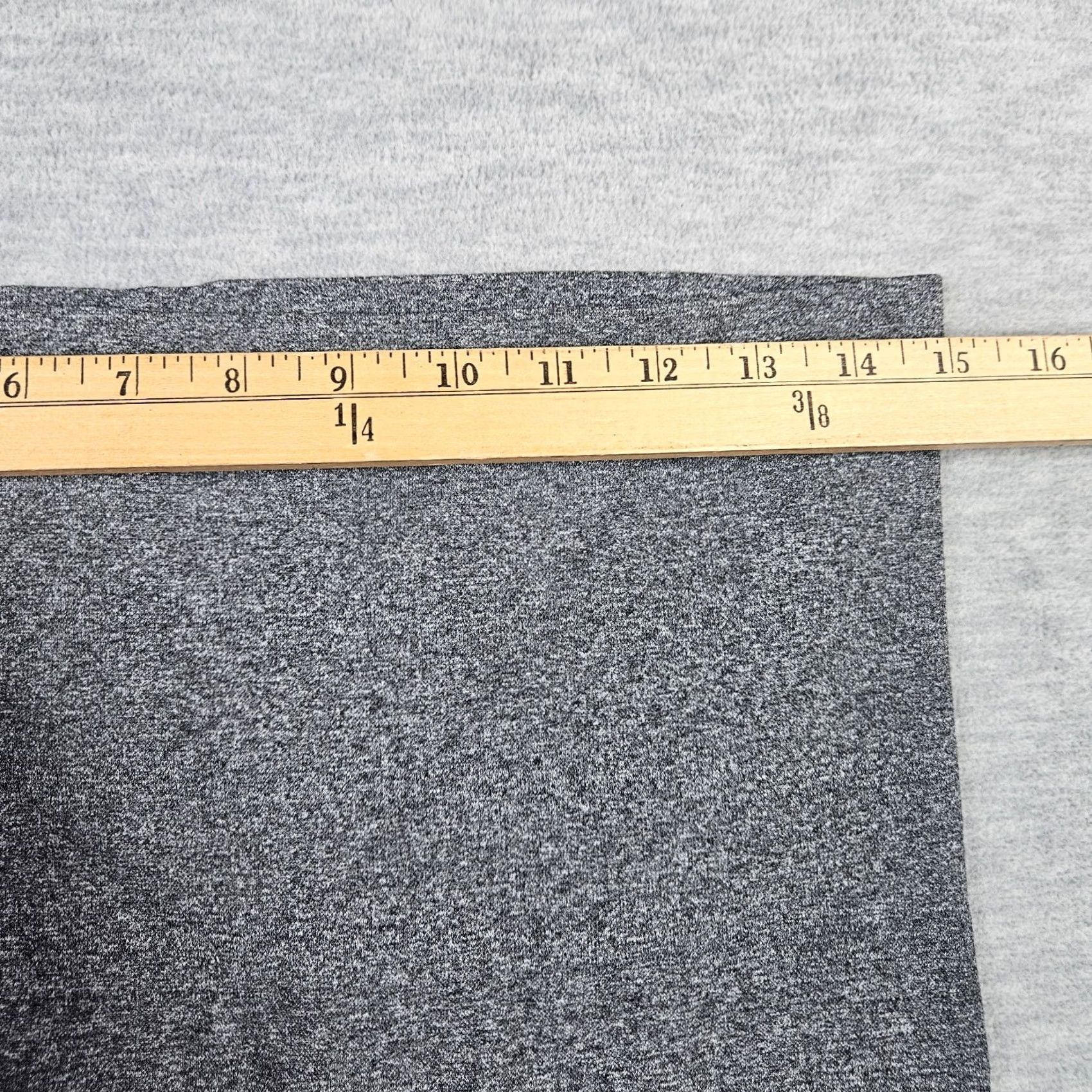 Spanx Spanx Women's 2X Activewear Cropped Legging Gray Nylon Spandex Skinny Legging Athletic Outdoor 2X Women's Nike? Size 40" / US 18 - 3 Thumbnail
