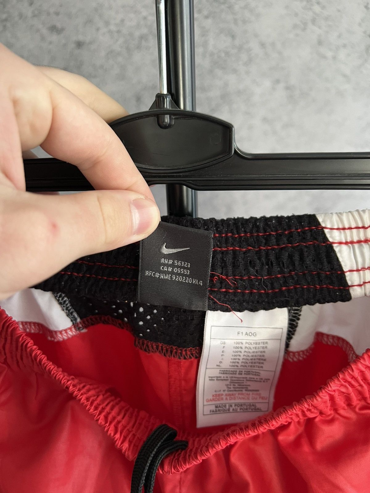 Nike Vintage Nike Y2K Pants 2000s Sportswear Pants Sweatpants Red Size US 32 / EU 48 - 10 Thumbnail