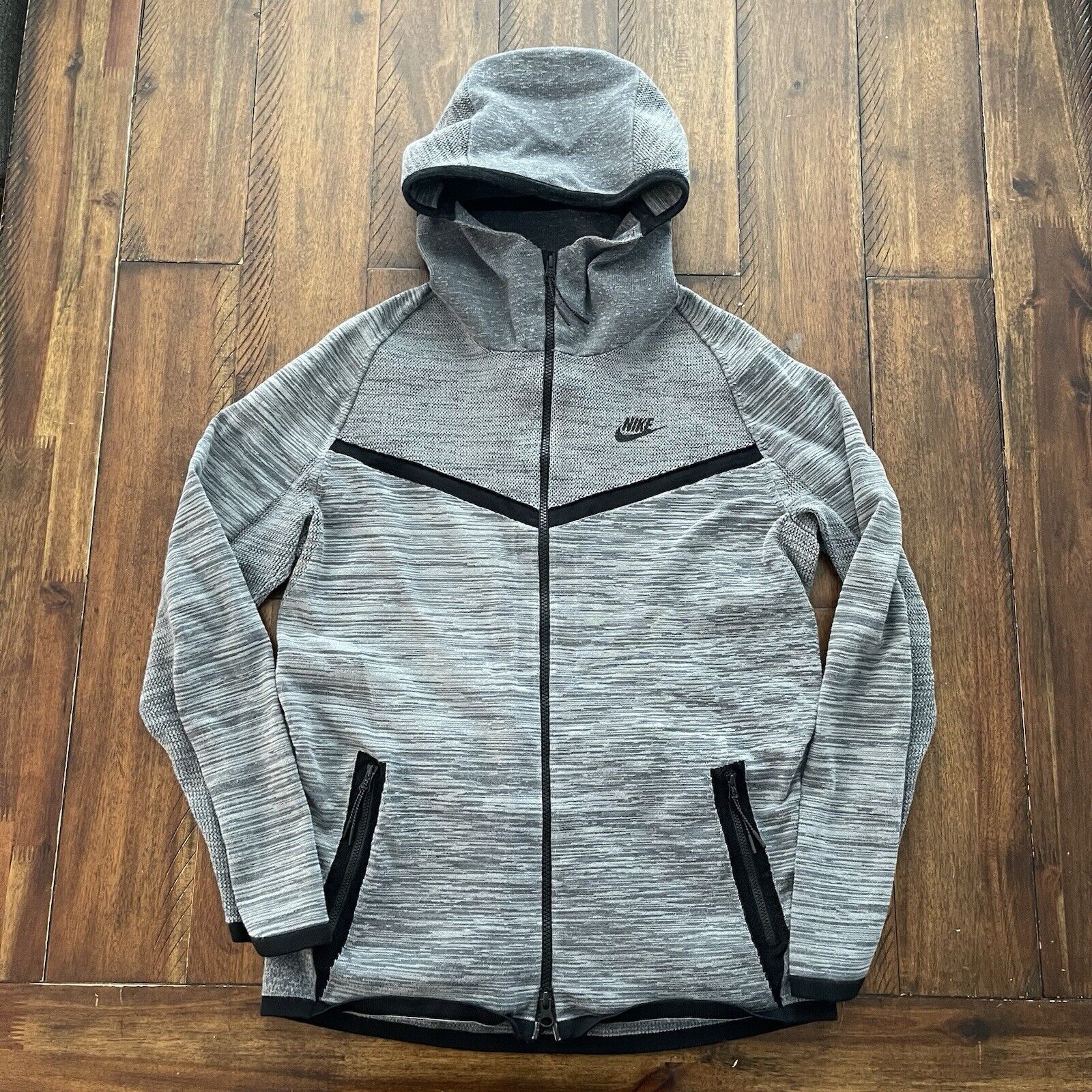 Nike tech knit windrunner jacket store