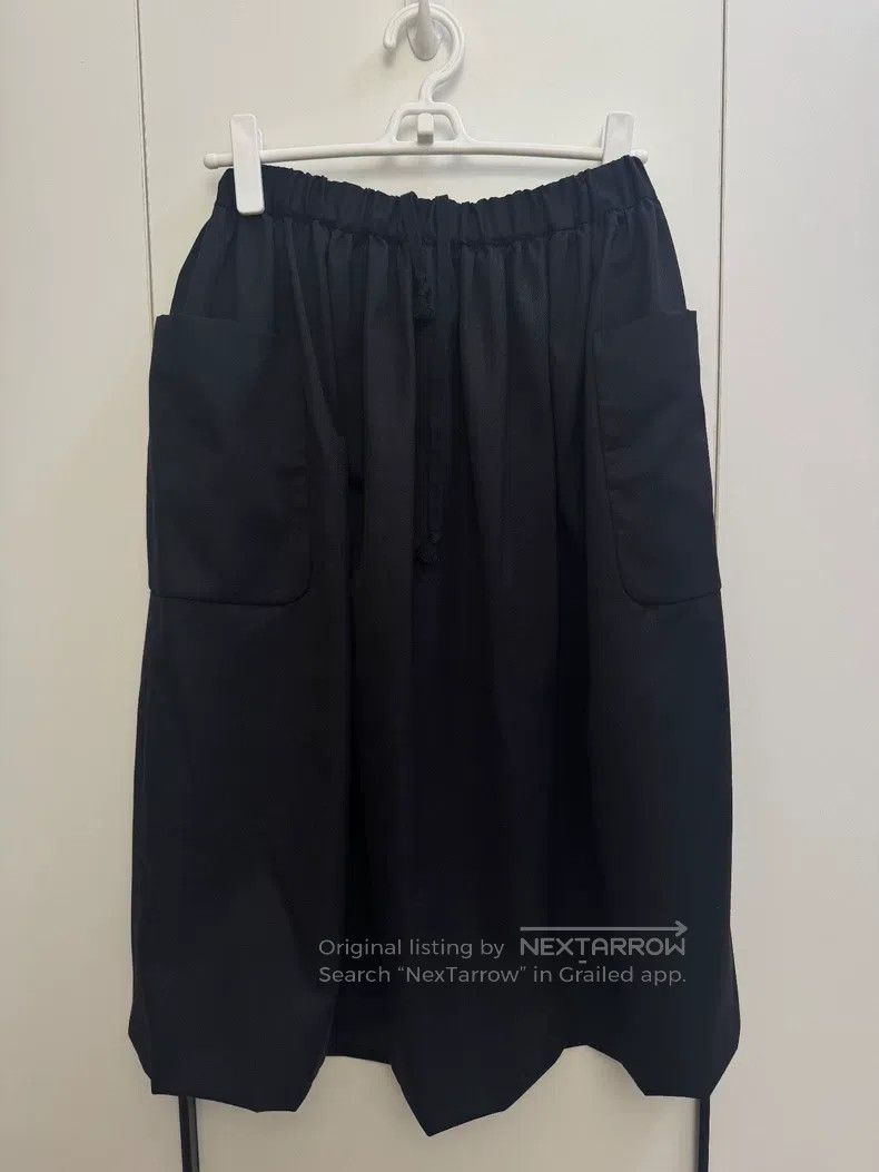 Comme des Garcons Comme Des Garcons size XS Big pocket midi skirt Size 23" - 1 Thumbnail