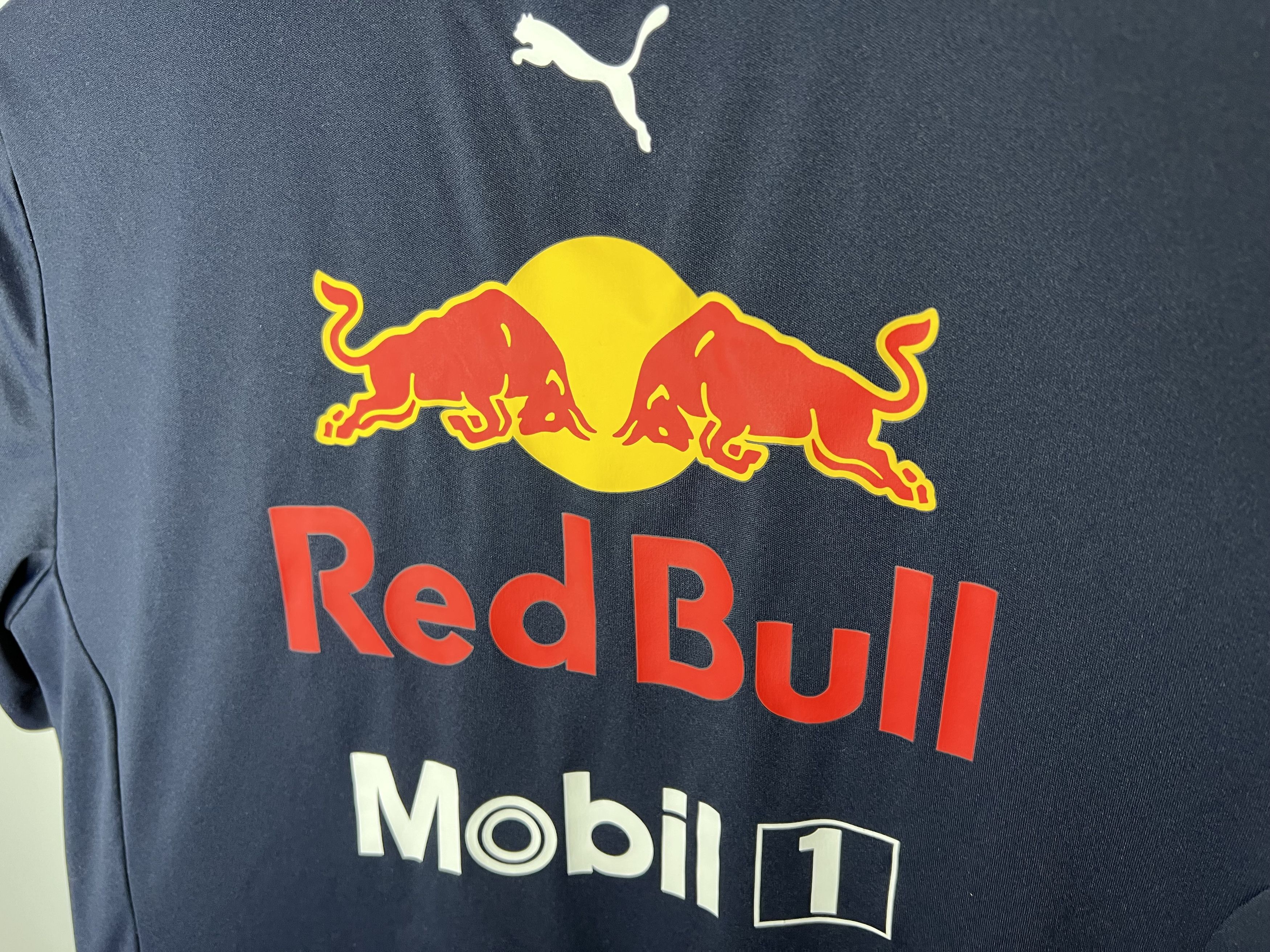 Formula 1 ASTON MARTIN RED BULL RACING TEAM F1 SHIRT WOMENS PUMA Size M / US 6-8 / IT 42-44 - 3 Thumbnail
