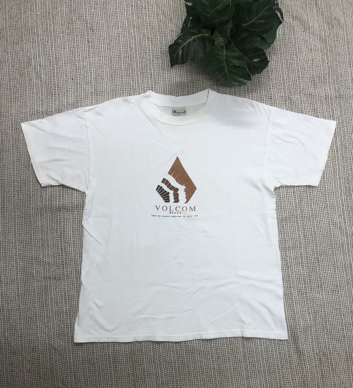 Vintage × Volcom Vintage 90’s Volcom Made in Usa Tee Size US L / EU 52-54 / 3 - 2 Thumbnail