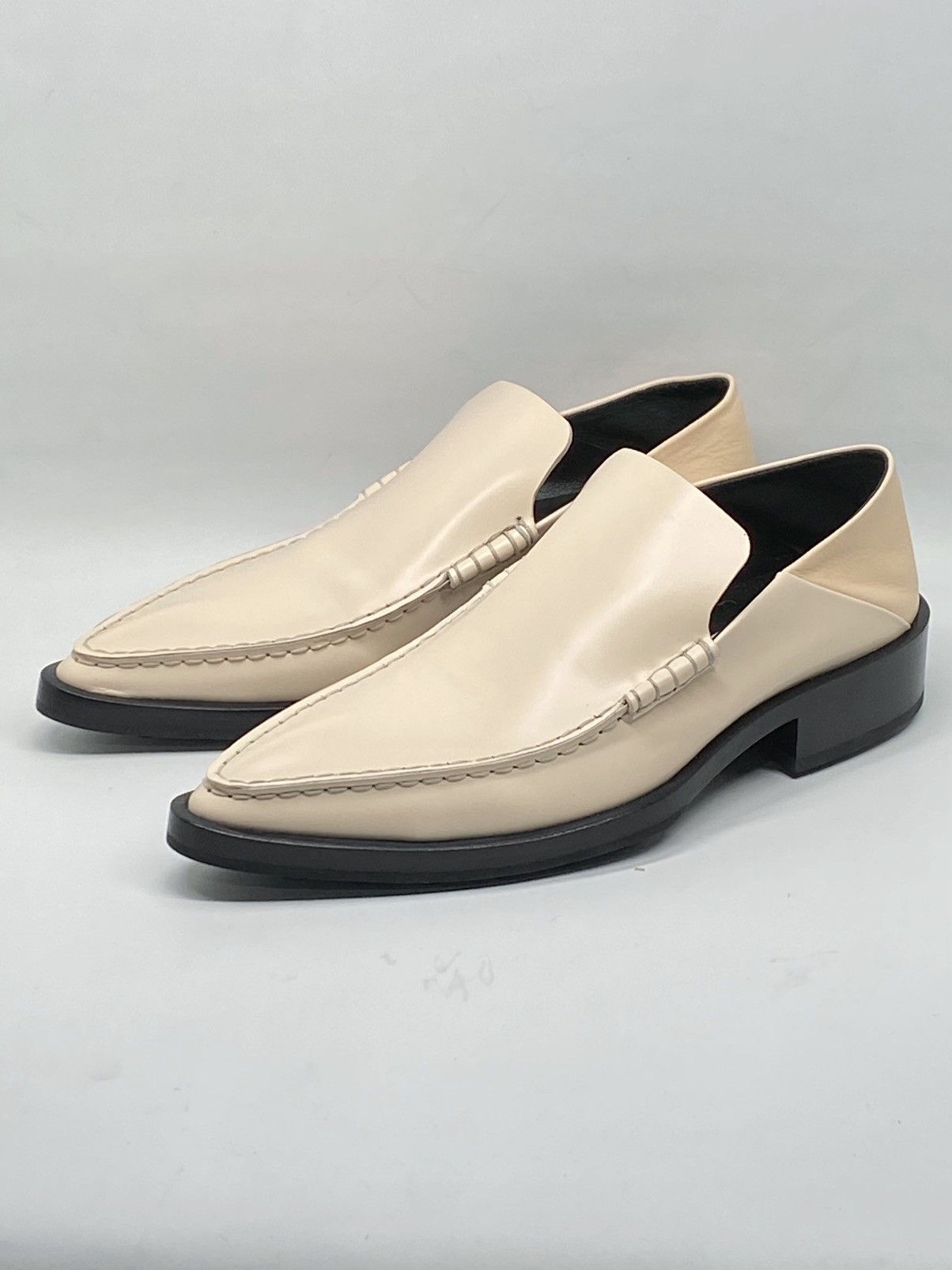 Jil Sander JIL SANDER Point Toe Leather Loafers size 37 Size US 7 / IT 37 - 1 Thumbnail