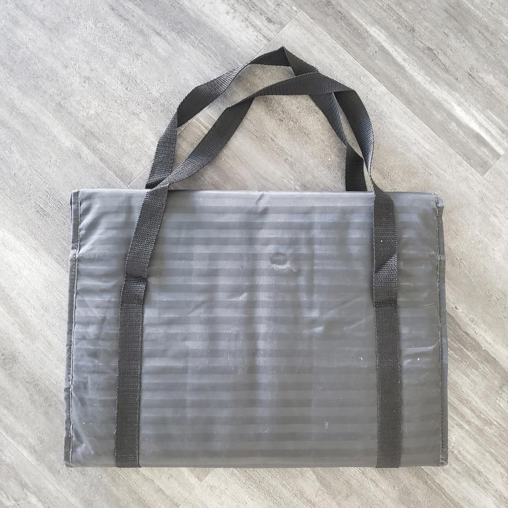 Designer Black Striped Gold Accessory Travel Storage Bag Size ONE SIZE - 2 Thumbnail