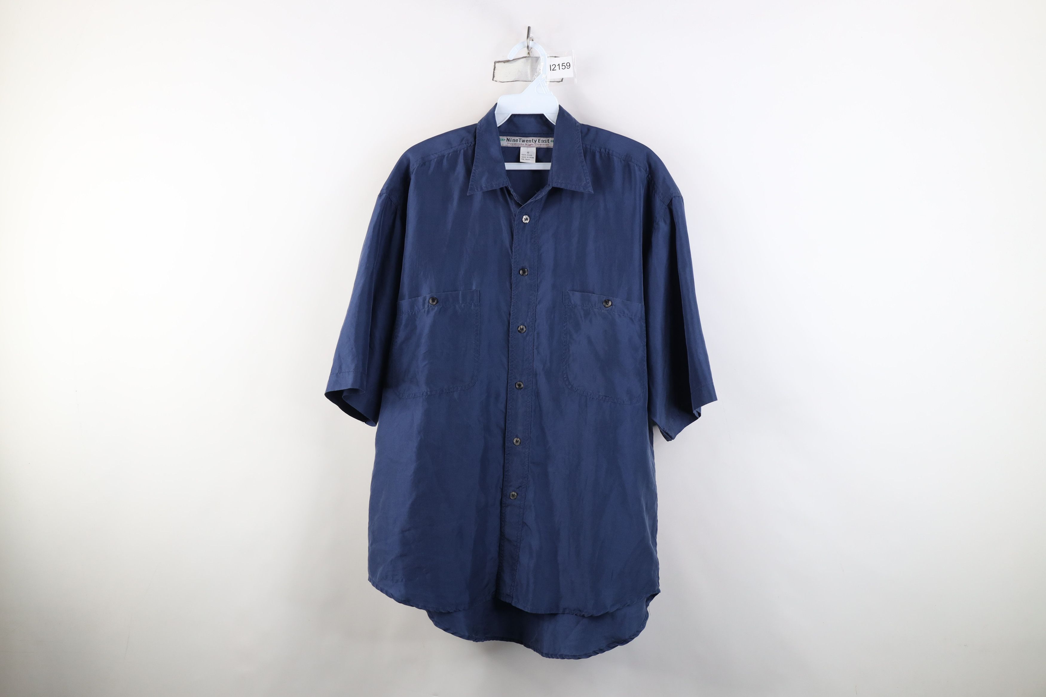 Vintage Vintage 90s Streetwear Silk Short Sleeve Button Shirt Blue Size US S / EU 44-46 / 1 - 1 Thumbnail