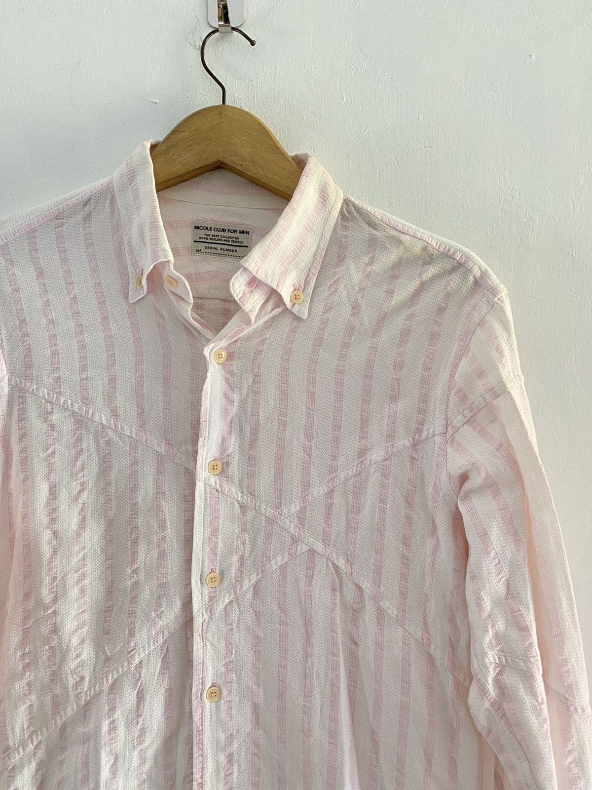 20471120 × Japanese Brand × Nicole Club Nicole club for men assymmetric striped button shirts Size US M / EU 48-50 / 2 - 3 Thumbnail