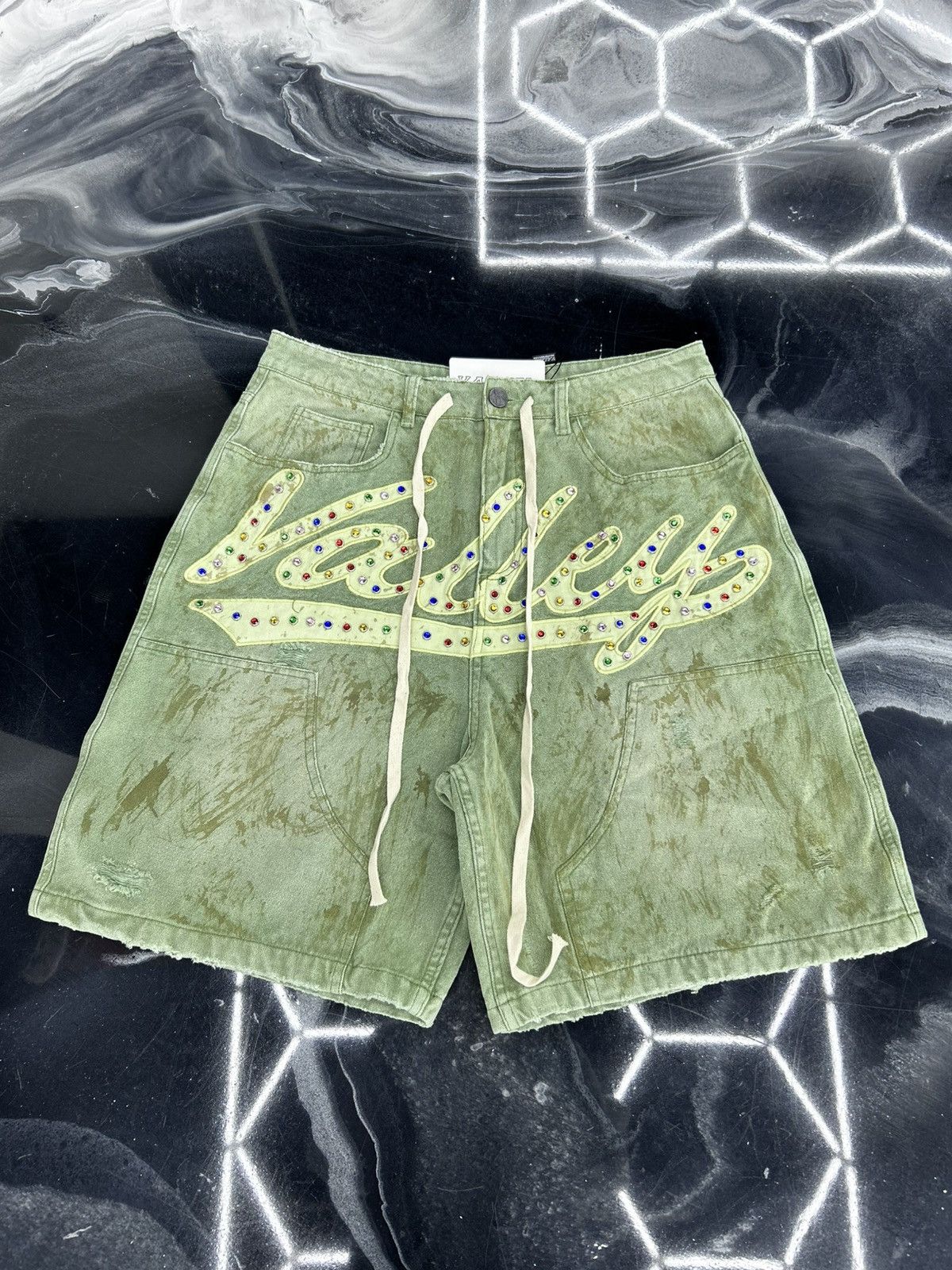 Vale Vale Green Skittle Jean Shorts Size 30 Size US 30 / EU 46 - 1 Thumbnail
