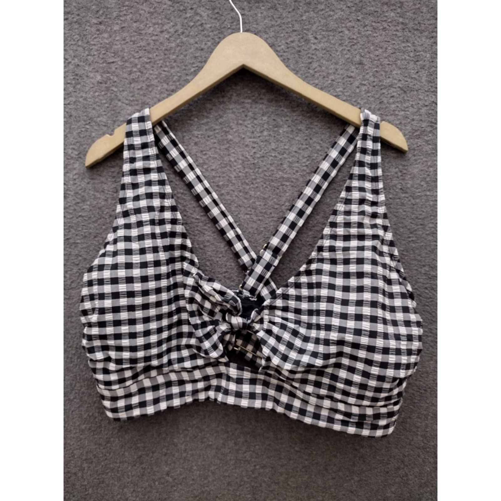Vintage Terra & Sky Women's Tie Keyhole Bikini Top Cross Back 3X 24W-26W Black/Gray Checkered Deep Back Beach Mens? Size XXL / US 16-18 / IT 52-54 - 2 Thumbnail