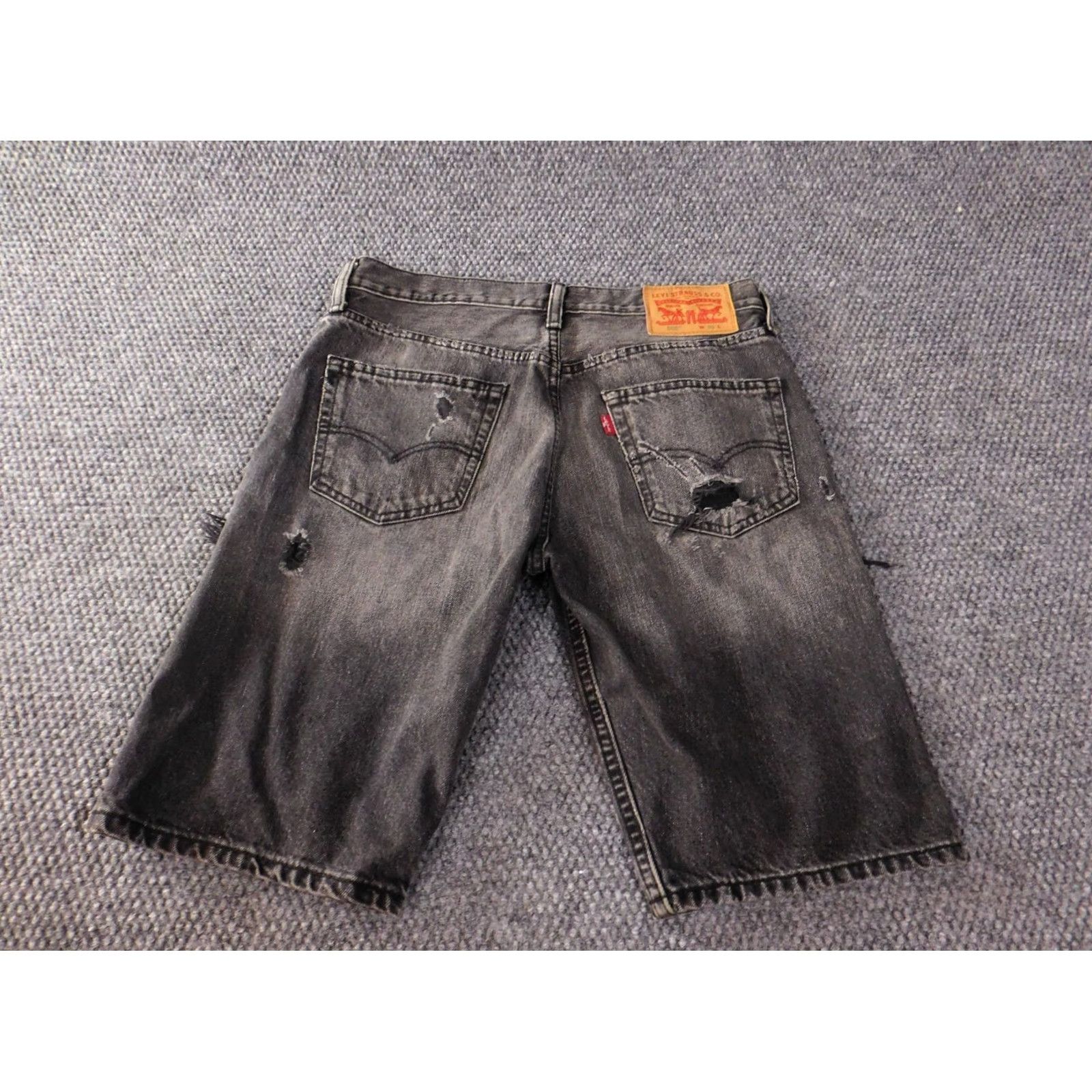 Levi's Levi's Shirts 508 Mens Black Denim Shorts 30 Distressed Bermuda Ripped Classic Regular Zip Front Flat Front Logo Men Buddies? Size US 30 / EU 46 - 6 Thumbnail
