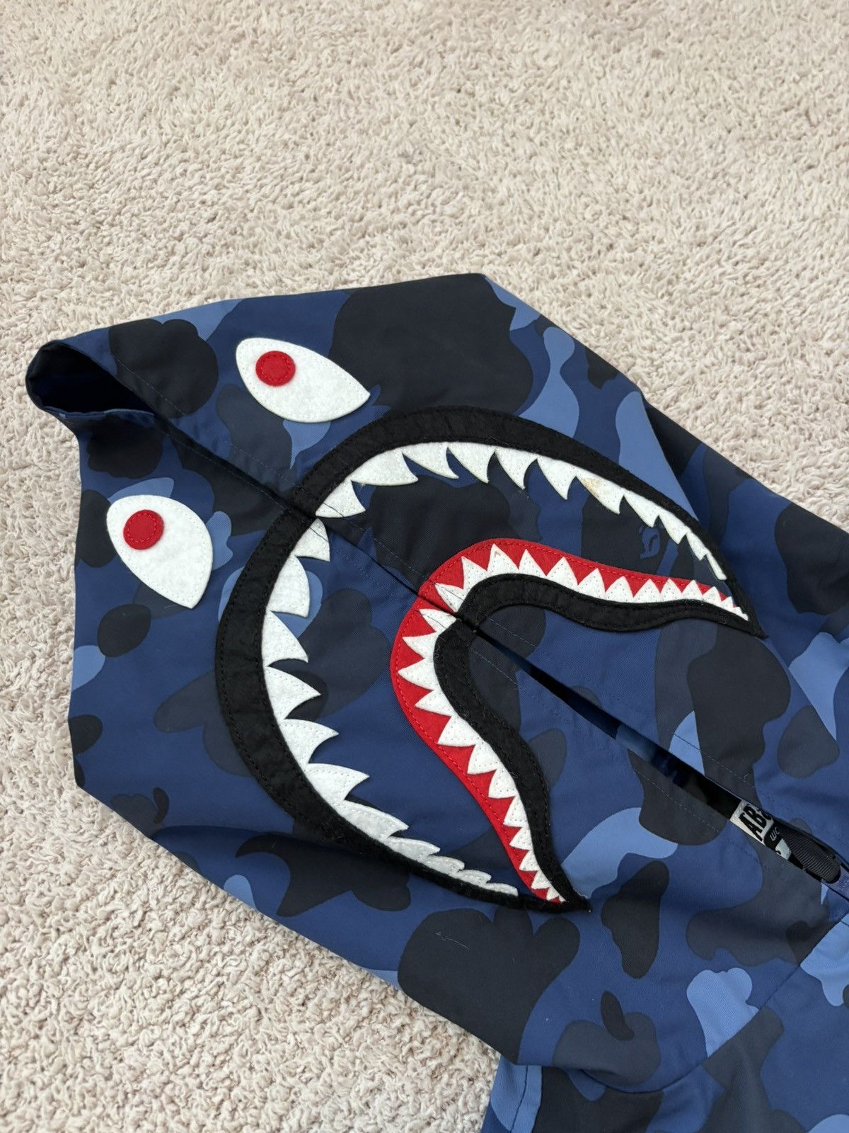 Bape BAPE color camo WGM shark Hoodie Jacket Size US XL / EU 56 / 4 - 3 Thumbnail