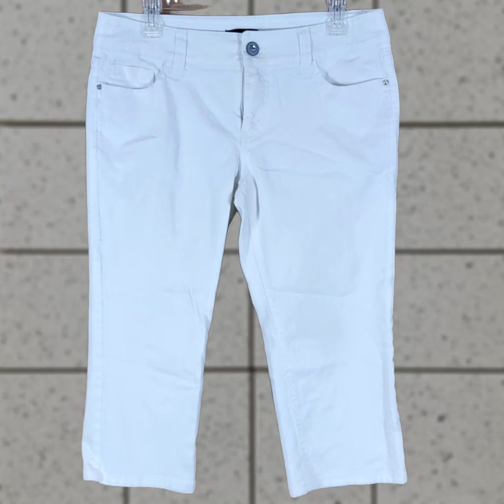 Sea New York New York & Company Capri Pants Womens Size 8 Cotton White Size 30" / US 8 / IT 44 - 1 Thumbnail