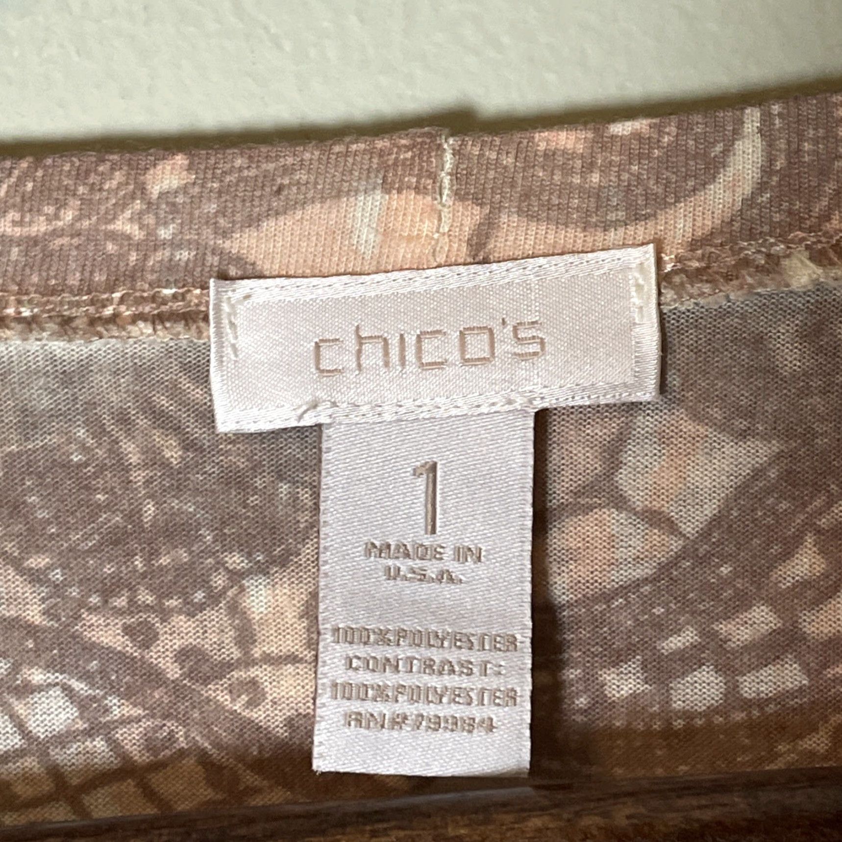 Vintage Chico’s Tunic Top XL Black/Gray Sequin Paisley Holiday Party Dressy Knit Long Sleeve Scoop Neck Pullover Pattern: Houndstooth Size XL / US 12-14 / IT 48-50 - 6 Thumbnail