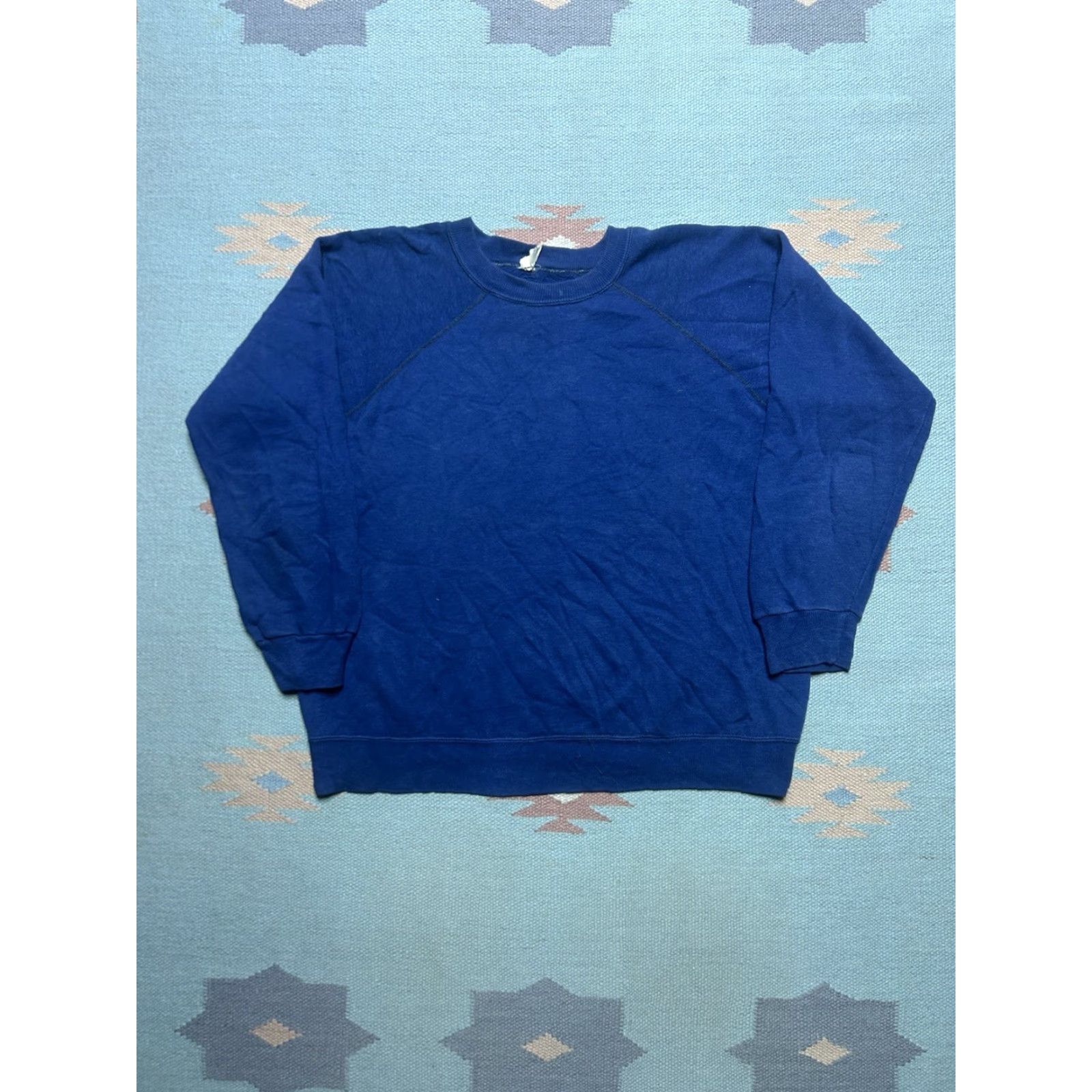 JCPenney VINTAGE Sweatshirt JCPenney Navy Blue Raglan Pullover Adult Large Crewneck 70s Men Size US L / EU 52-54 / 3 - 2 Thumbnail