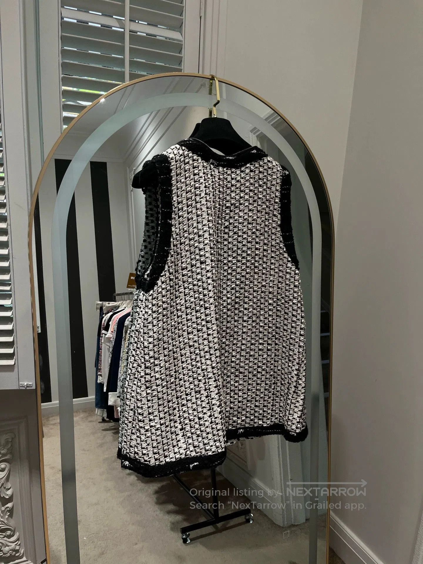 Chanel Chanel 2016 Knit Plaid Black White Vest. Size US M / EU 48-50 / 2 - 2 Thumbnail