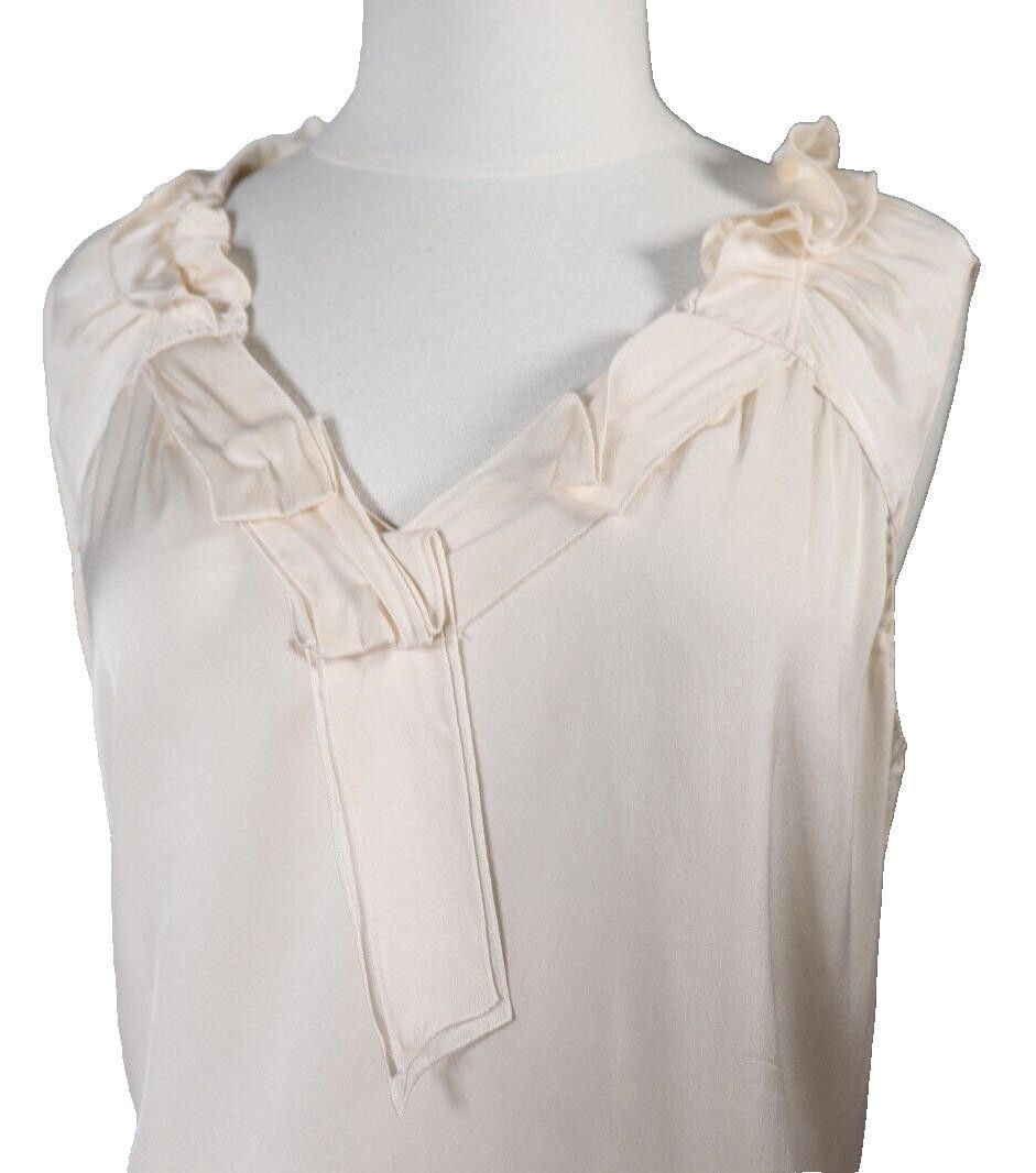 Elie Tahari Elie Tahari Medium Ivory Silk Satin Shirt Top V-Neck Blouse Size M / US 6-8 / IT 42-44 - 2 Thumbnail