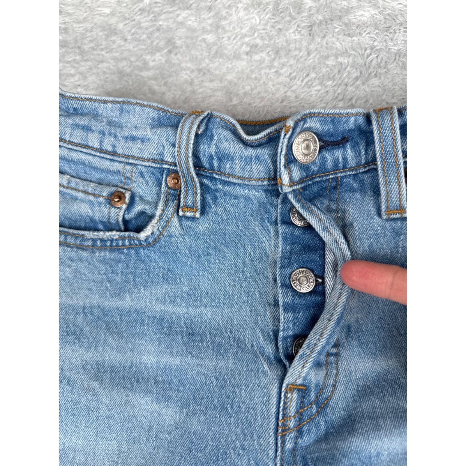 Levi's Levi's Jeans Womens 27 Blue Denim Wedgie Fit Regular Mid 26 Inseam Distressed Stretch 5-Pocket Cotton Button Zipper Denim Jeans Vintage Retro Size 27" / US 4 / IT 40 - 5 Thumbnail