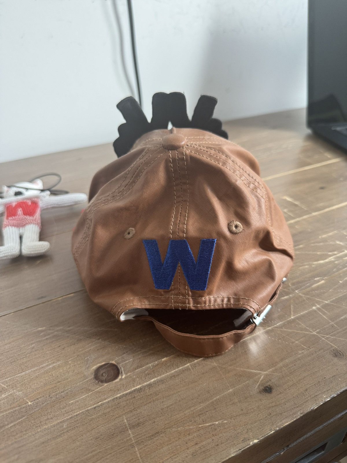 W&LT × Walter Van Beirendonck Peace Sign Baseball Cap Size ONE SIZE - 2 Thumbnail