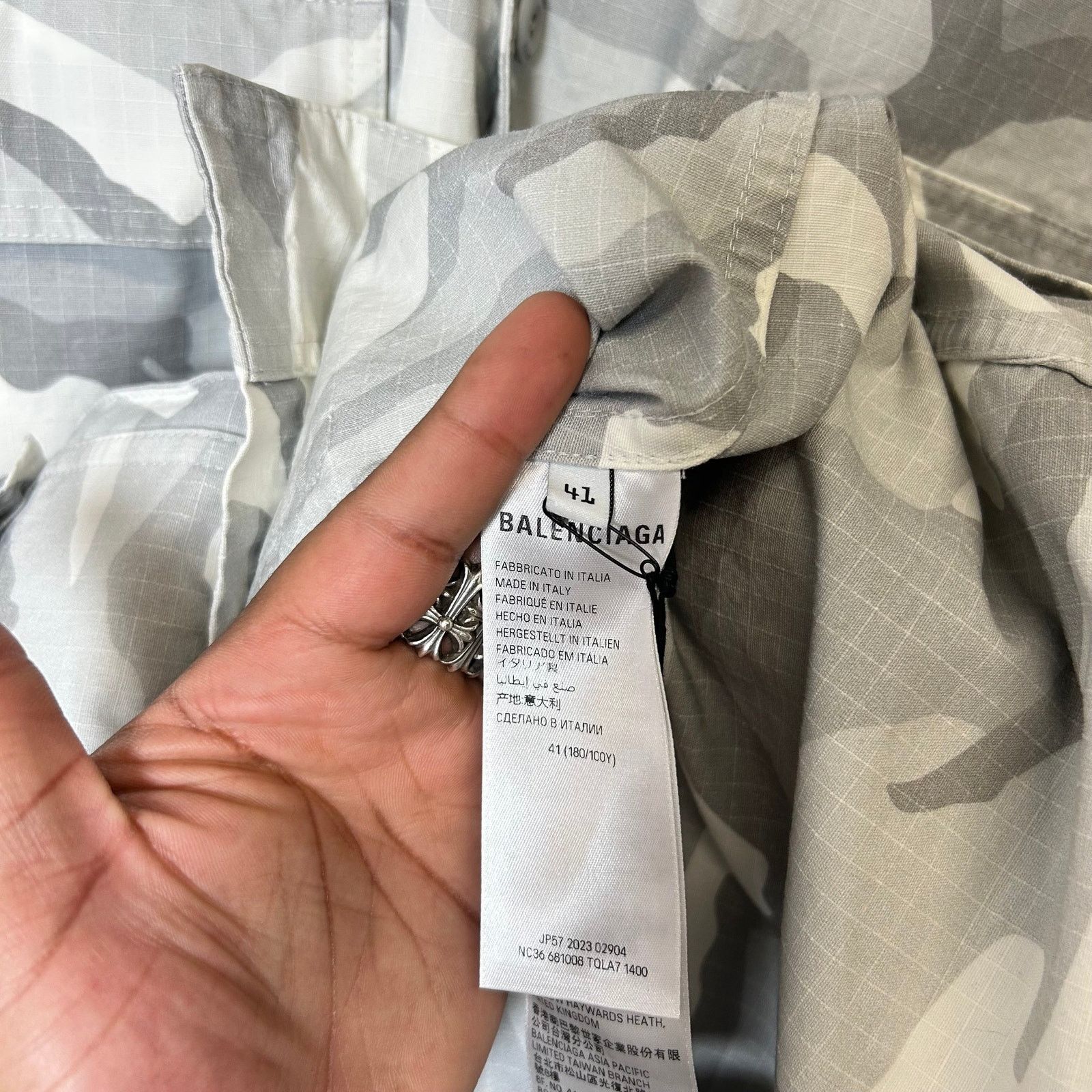 Balenciaga Balenciaga Snow Camo Oversized Jacket Size OS Size US XXL / EU 58 / 5 - 5 Thumbnail