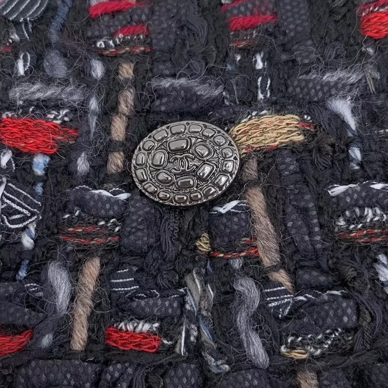 Chanel Chanel Colorful Tweed Skirt with Logo Detail-yf Size 28" / US 6 / IT 42 - 5 Thumbnail