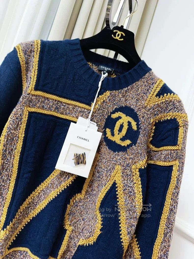 Chanel Chanel Blue Gold CC Knit Sweater . Size US M / EU 48-50 / 2 - 6 Thumbnail