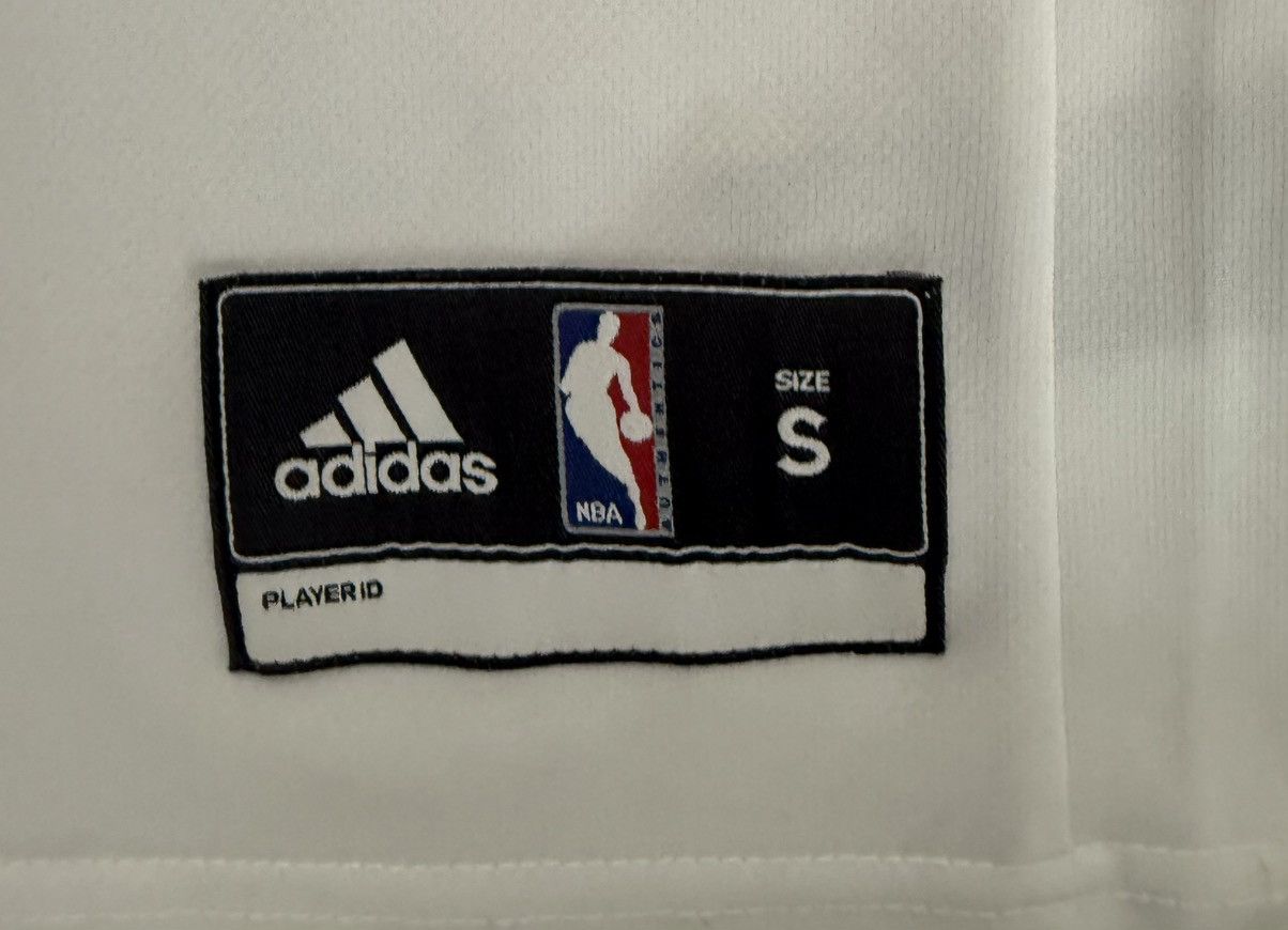 Adidas Dirk Nowitzki Dallas Mavericks Vintage Jersey Size US S / EU 44-46 / 1 - 5 Thumbnail
