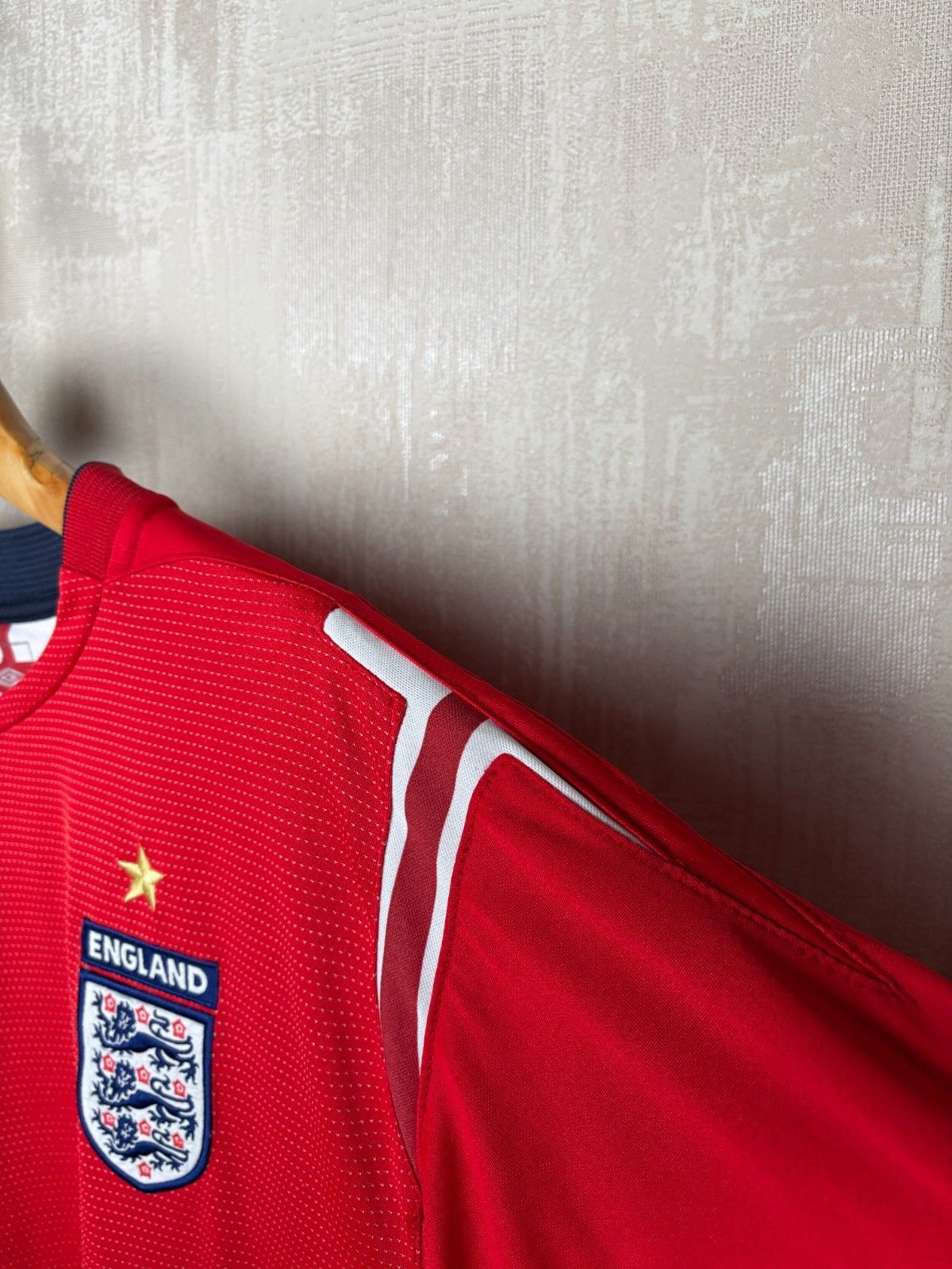 Umbro England 2004 2006 Umbro X-sTaTic Soccer Vintage Jersey Size US L / EU 52-54 / 3 - 8 Thumbnail