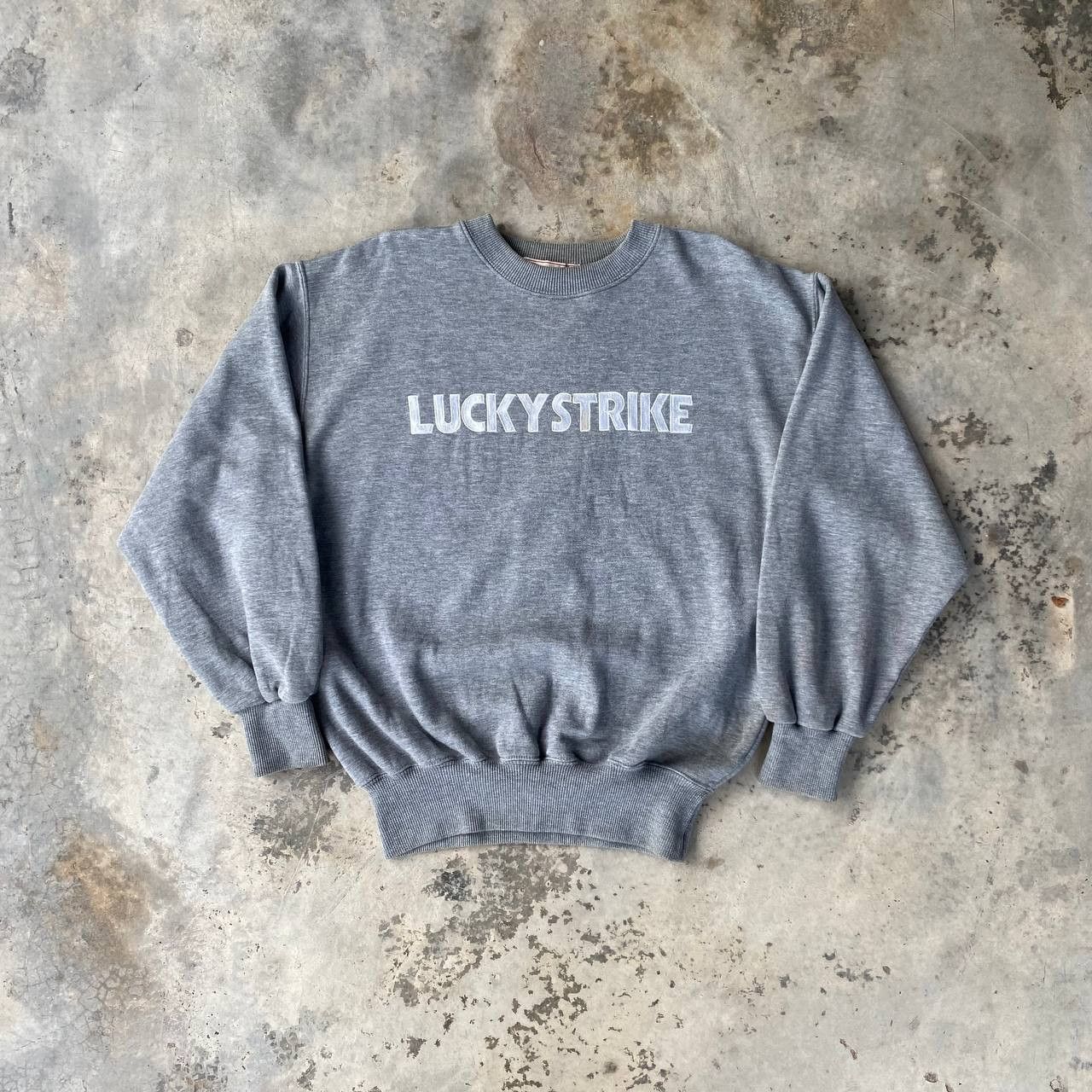 Vintage VINTAGE LUCKY STRIKE CREWNECK JUMPER EMBROIDERED Size US M / EU 48-50 / 2 - 7 Thumbnail