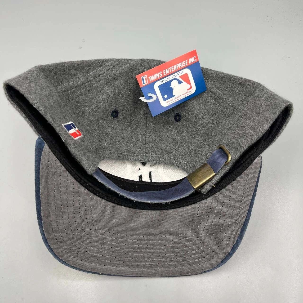 Twins Enterprise Inc. × Vintage New York Yankees Hat Wool Suede Twins Enterprise Strap Back Size ONE SIZE - 7 Thumbnail