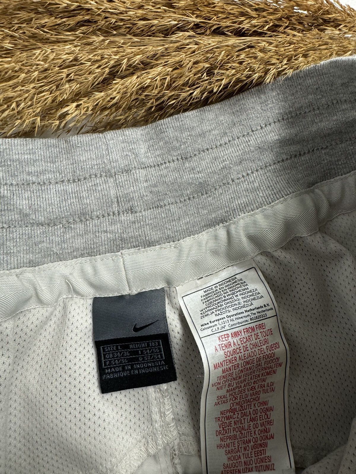 Nike × Vintage Vintage 90’s Nike Double Swoosh Nylon Parachute Track Pant Size US 34 / EU 50 - 16 Thumbnail
