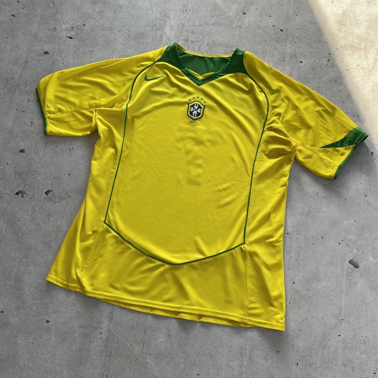 Nike Nike Brazil National Team 2004/2006 Home Jersey Size XL #7 Size US XL / EU 56 / 4 - 2 Thumbnail