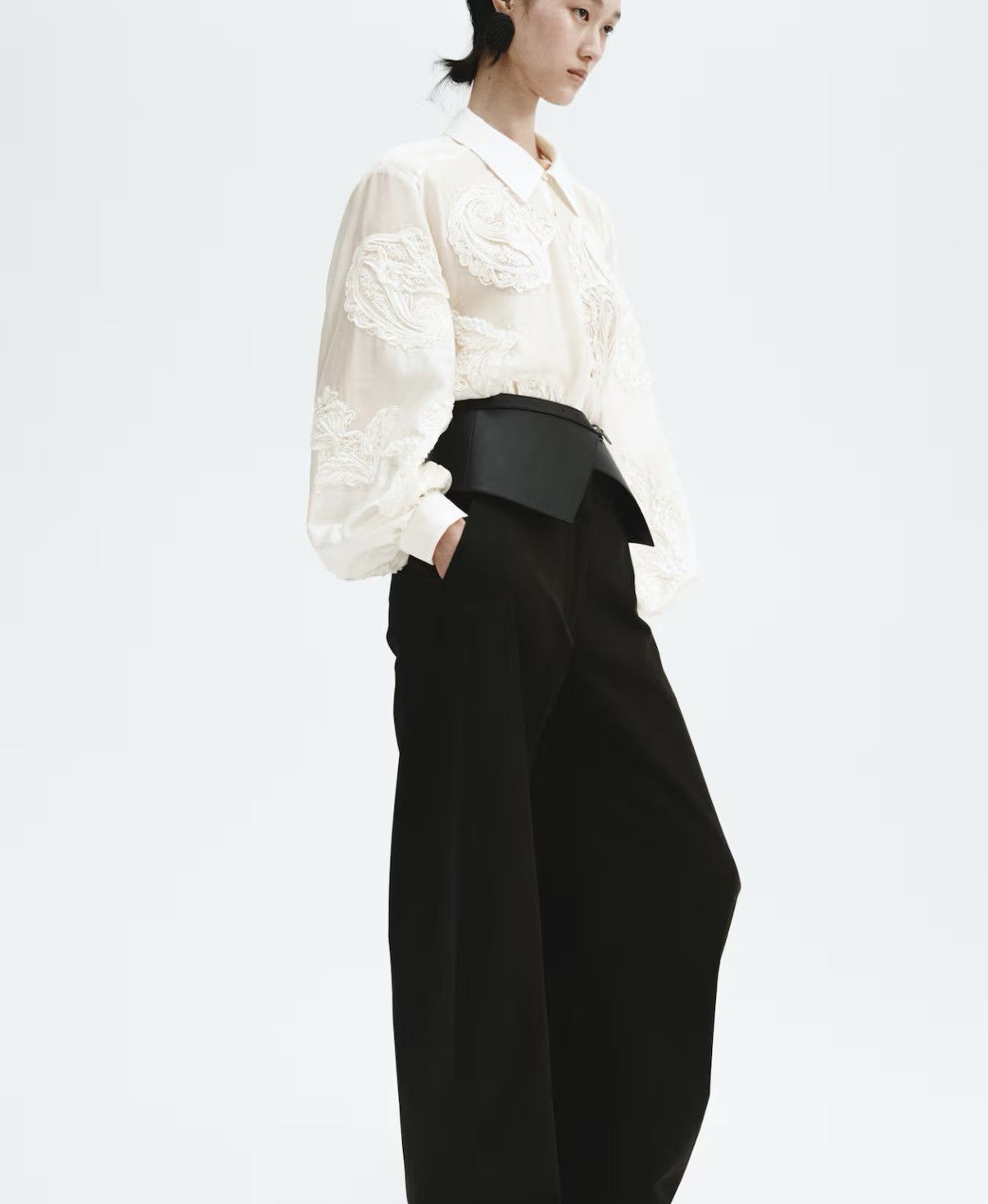 H&M H&M Cream Embroidered Semi-sheer Beaded Button-up Blouse Size S / US 4 / IT 40 - 4 Thumbnail