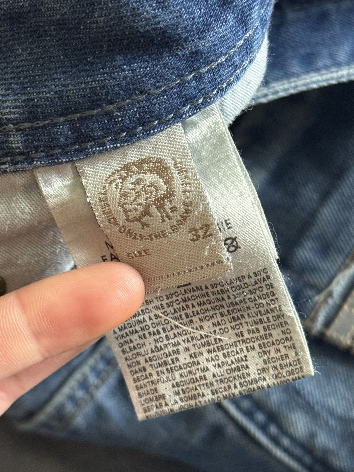 Diesel Diesel 32/30 Zatiny baggy denim pants jeans trousers vintage Size US 32 / EU 48 - 12 Thumbnail
