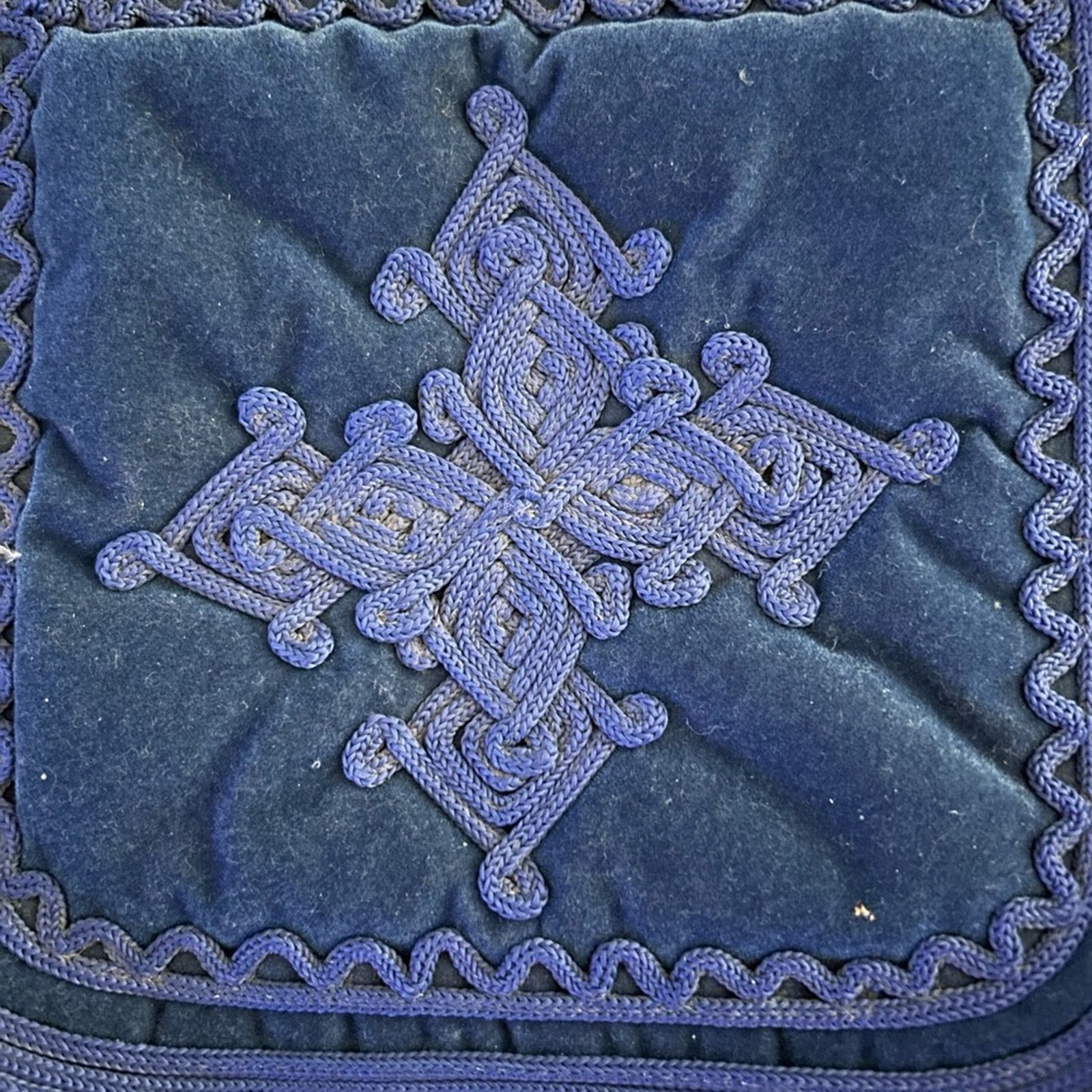 & Other Stories Morrocan, Berber royal blue embroidered velvet women’s bag Size ONE SIZE - 3 Thumbnail