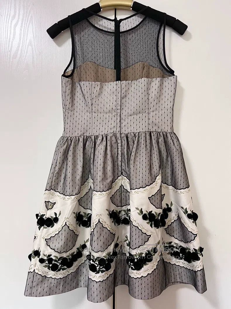 Valentino Valentino Women's dresses Size M / US 6-8 / IT 42-44 - 2 Thumbnail