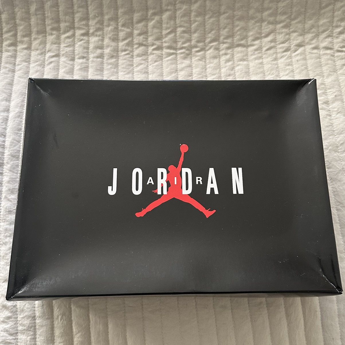 Jordan Brand Jordan 11 Retro 'Bred Velvet' 12W/10.5M Size US 10.5 / EU 43-44 - 2 Thumbnail