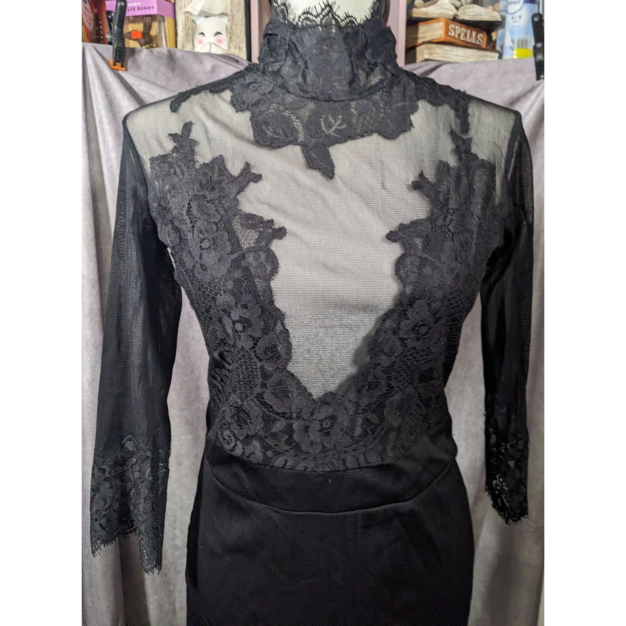 Other HAH Gothic Floral Lace Open Back Dress With Bow Accent Size Size M / US 6-8 / IT 42-44 - 9 Thumbnail