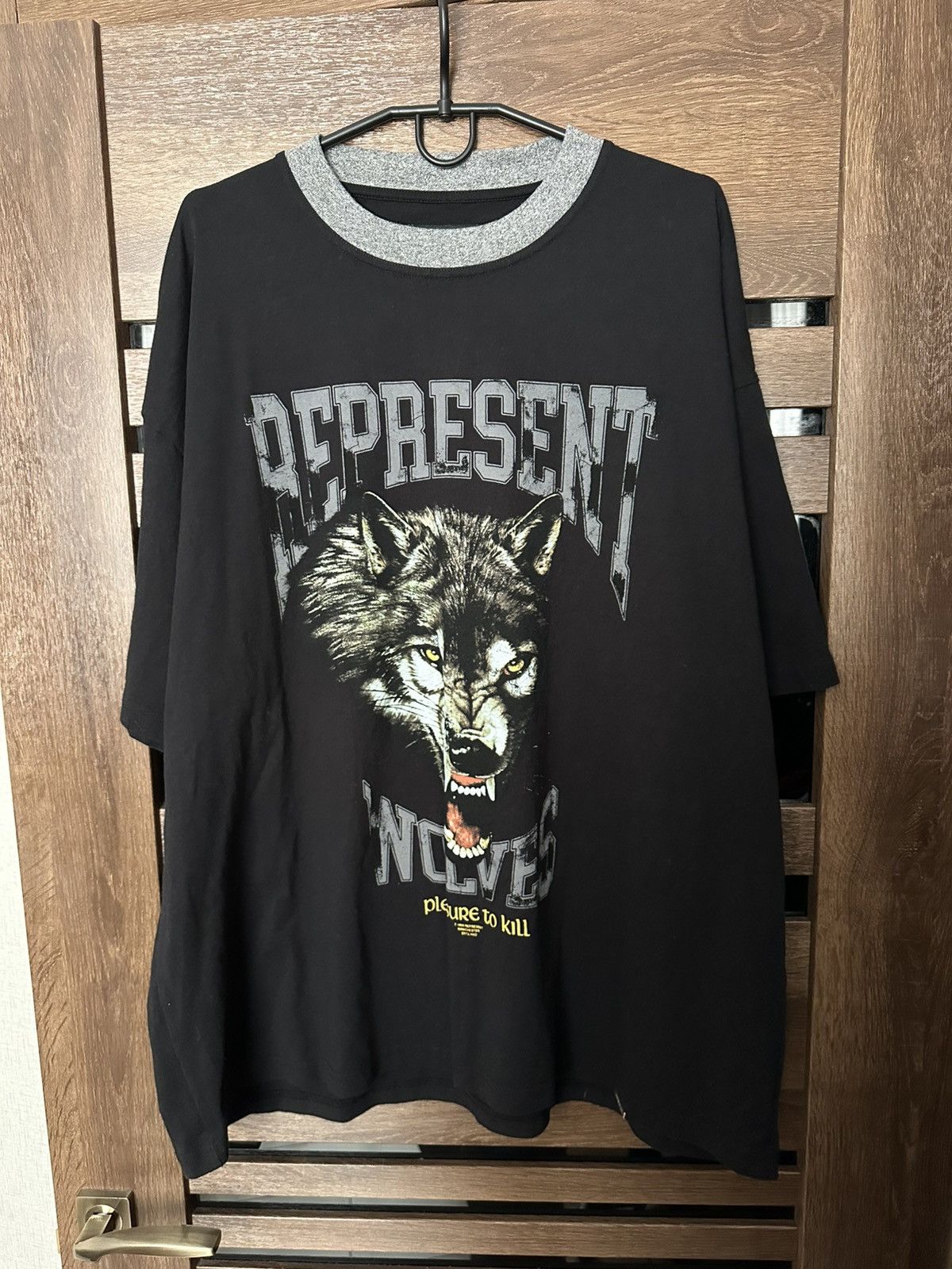Represent Clo. Represent Pleasure To Kill Wolves T-Shirt Size US XXL / EU 58 / 5 - 2 Thumbnail