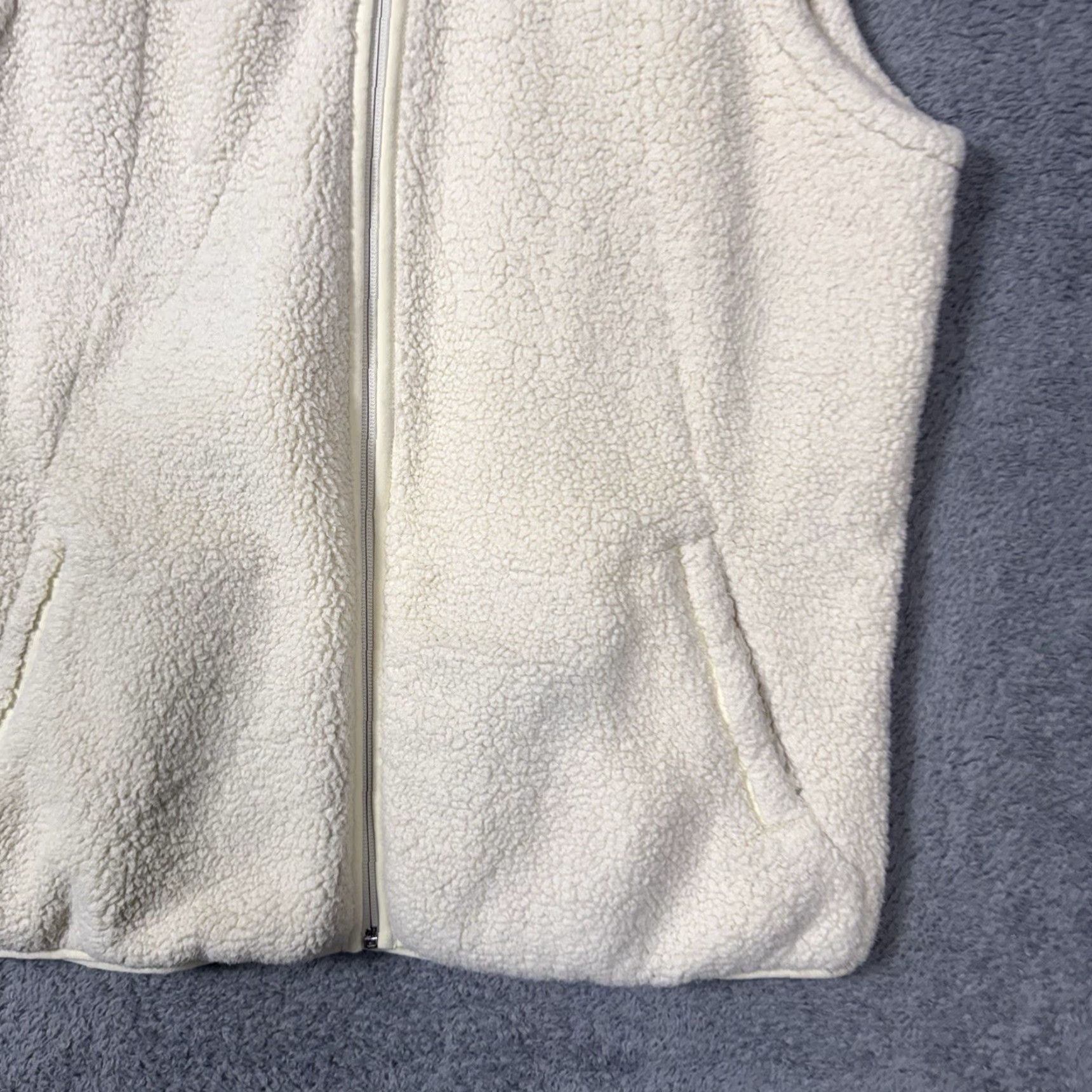 The North Face The North Face Vest Womens L Full Zip Sherpa Campshire Ivory Cream Gorpcore Size L / US 10 / IT 46 - 2 Thumbnail