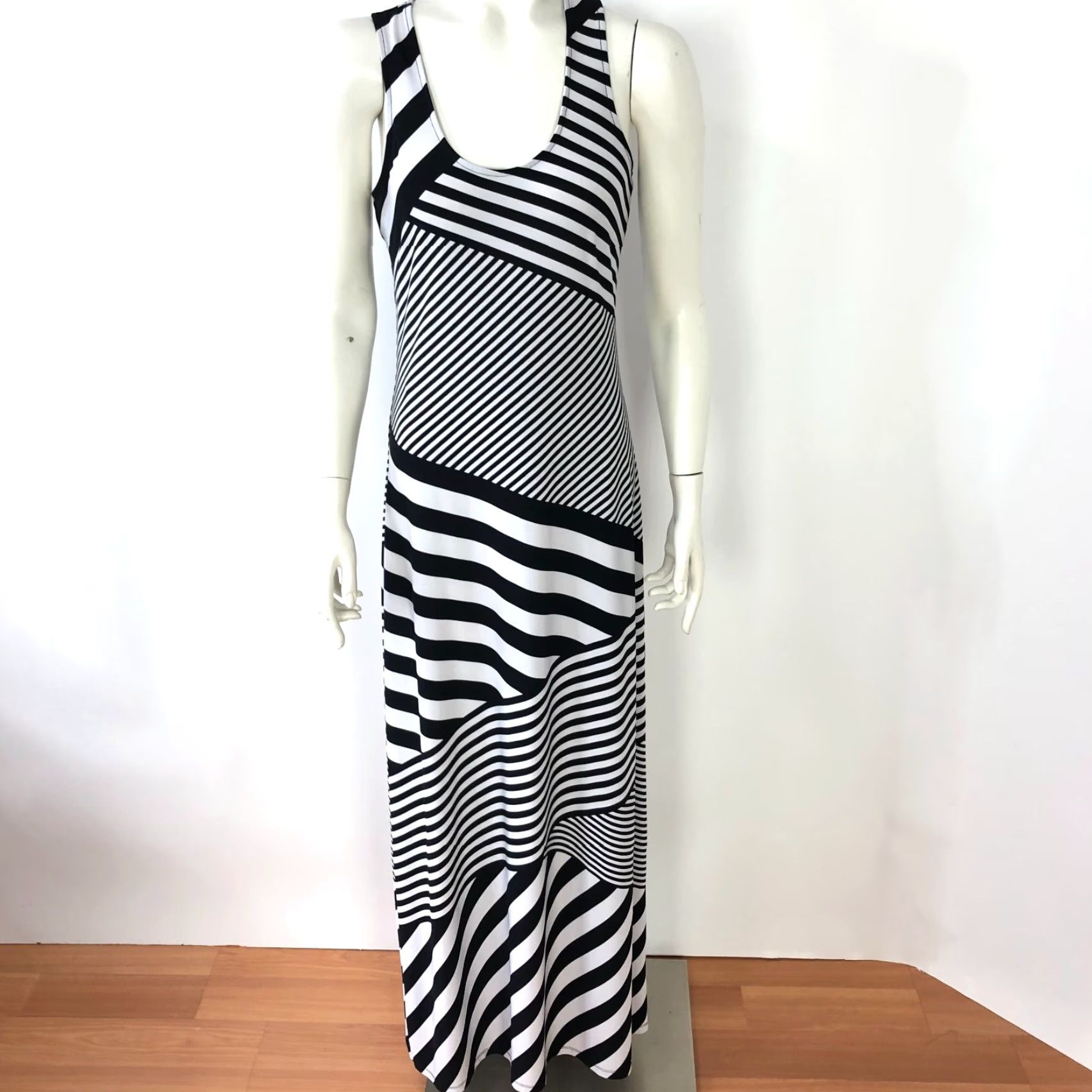 Calvin Klein Calvin Klein Maxi Dress Black Sleeveless Tank Top Polyester 8 Dress, Striped Pattern, Long Casual Party/Cocktail Womens - Regular XS? Size M / US 6-8 / IT 42-44 - 2 Thumbnail