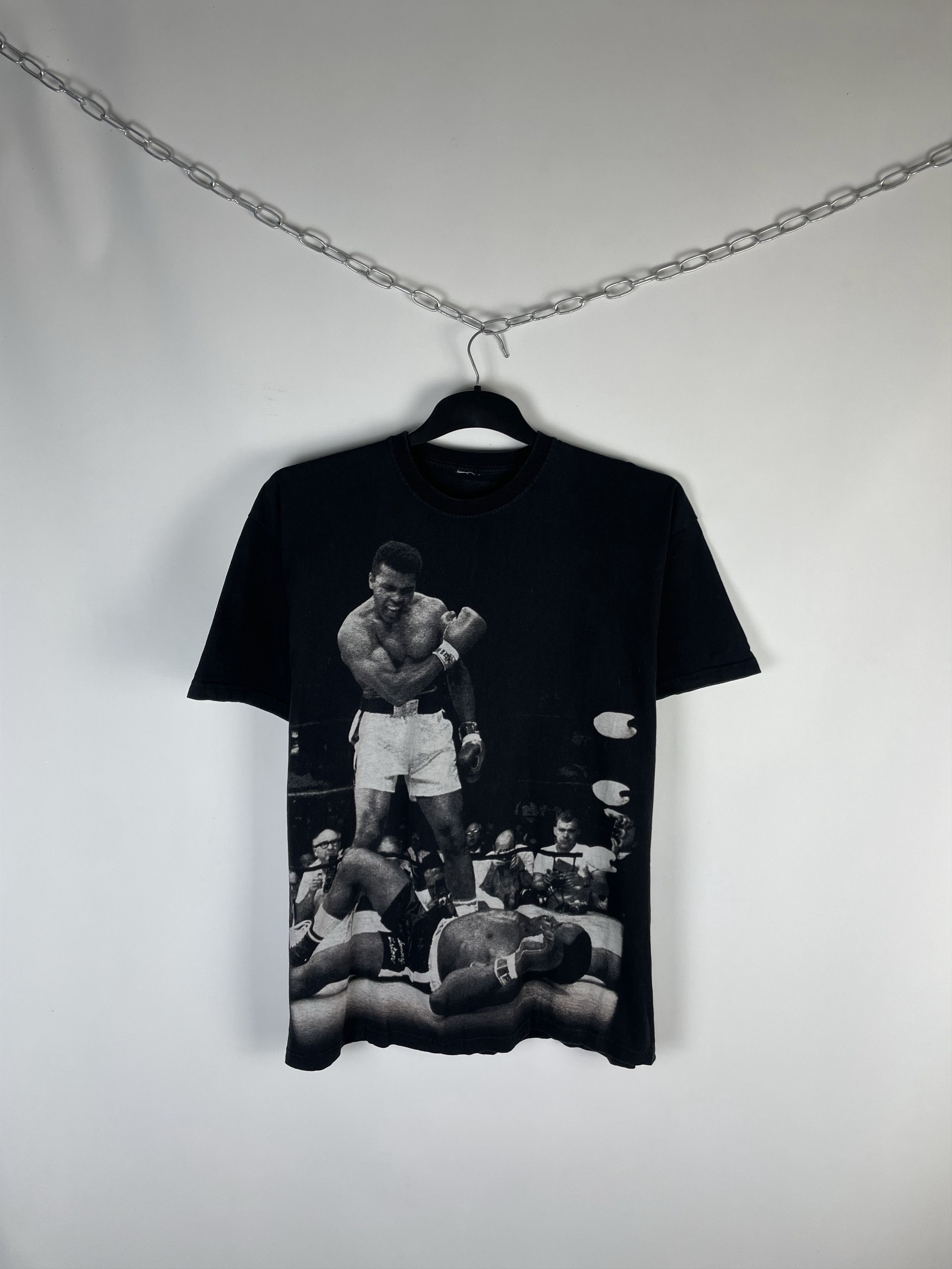 Vintage Vintage 00s Muhammad Ali tee Sonny Liston 1965 Photo Size US L / EU 52-54 / 3 - 1 Thumbnail