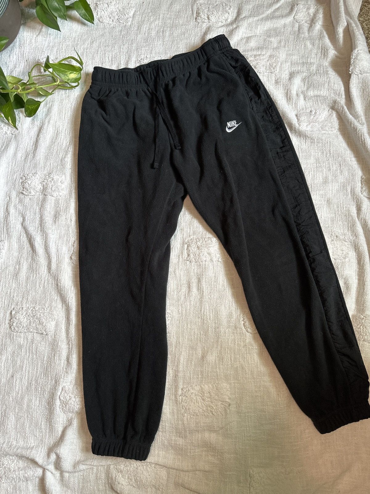 Nike Nike fleece joggers Size US 30 / EU 46 - 1 Thumbnail